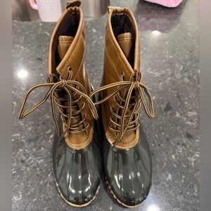 Duck Boots Women’s